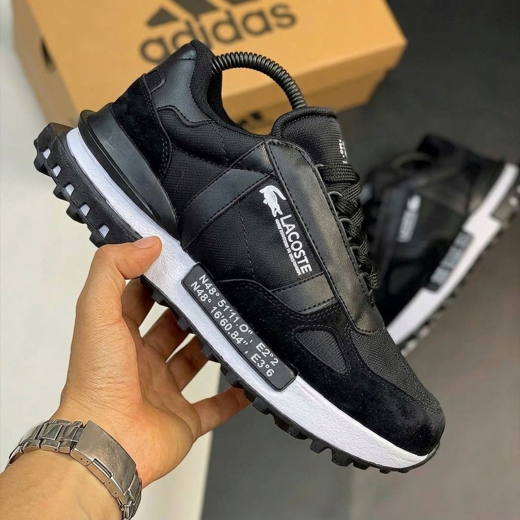 LACOSTE ELITE  color NEGRO BLANCO